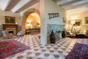 Posedenie v ubytovaní Casarossa, la casa del cuore
