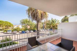 Балкон или терраса в Carvoeiro Garden Hotel