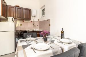 Fotografie z fotogalerie ubytování Apartments Edi 581 v destinaci Jadrtovac