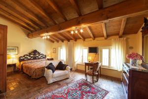 Gallery image of Tenuta Delo Relais in Novaglie