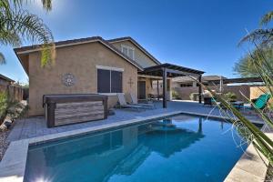 Bassein majutusasutuses Pool, Resort Amenities Queen Creek Home! või selle lähedal