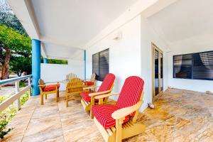 Gallery image of Condo #24 @ Beachside Villas in Placencia