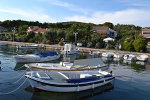 Hrvatska, BRGULJE-OTOK MOLAT, Casablanca-Brgulje