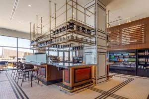 Restaurace v ubytování Omni Oklahoma City Hotel