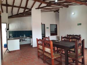 Η κουζίνα ή μικρή κουζίνα στο CASA HOSPEDAJE CARARE