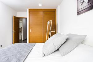 Postel nebo postele na pokoji v ubytování Eden Rentals Maday Home