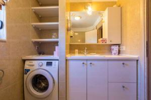 Fotografie z fotogalerie ubytování Apartment in Hreljin 39448 v destinaci Hreljin