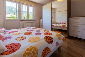 Fotografie z fotogalerie ubytování Holiday home in Tribalj 39243 v destinaci Tribalj