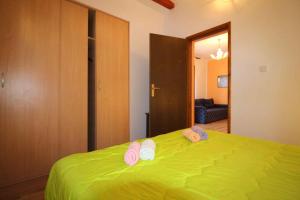 Posteľ alebo postele v izbe v ubytovaní Apartment in Funtana - Istrien 12232