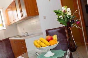 Küche/Küchenzeile in der Unterkunft Apartments in Vrbnik - Insel Krk 36771