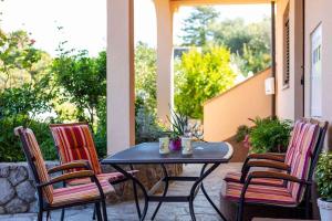 Fotografie z fotogalerie ubytování Apartment in Vrbnik - Insel Krk 36856 ve Vrbniku