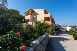 Fotografie z fotogalerie ubytování Apartment in Vrbnik - Insel Krk 36856 ve Vrbniku