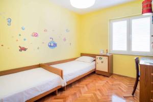 Gallery image of Apartments in Vrbnik/Insel Krk 36002 in Vrbnik