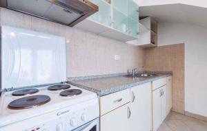 Kuchyň nebo kuchyňský kout v ubytování Apartment in Senj 17249 + 20 fotografií