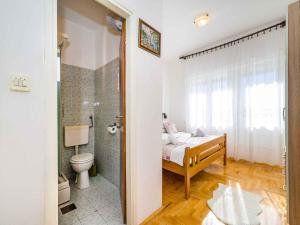 Kúpeľňa v ubytovaní Holiday home in Jasenice 33303 + 27 fotografií