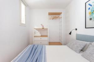 Fotografia z galérie ubytovania Apartamento con encanto, luminoso y tranquilo v destinácii Hospitalet de Llobregat