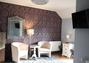 TV a/nebo společenská místnost v ubytování 't Rond Bargie