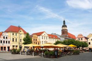 Afbeelding uit fotogalerij van *Central_50m2_Kitchen_Washer_Netflix_Parking in Cottbus