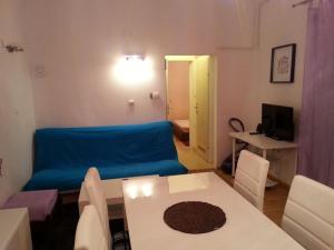Gallery image of Apartment in Zagreb with balcony, W-LAN, washing machine 4292-1 in Zagreb
