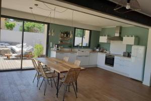 GROOMI La Standing- Villa d'architecte avec piscine !, Pérols – Updated  2022 Prices