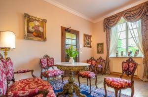 Gallery image of Romantisches Hotel zur Post in Brodenbach