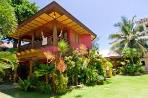 Imagem da galeria de Boracay Tropics Resort Hotel em Boracay