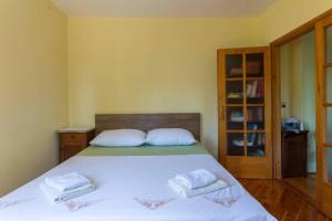 Posteľ alebo postele v izbe v ubytovaní Sleep & Fly Cottage