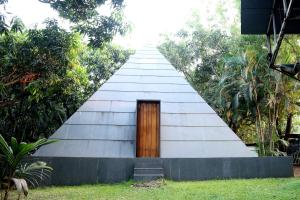 Vrt ispred objekta Outpost@Alibaug