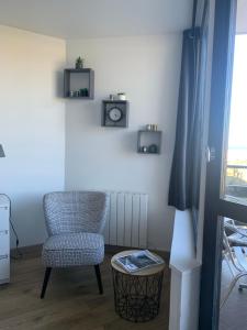 Гостиная зона в Les Marinas Port Deauville
