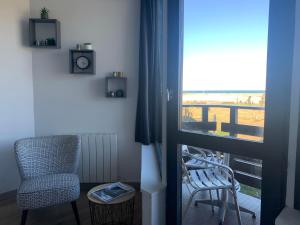 Гостиная зона в Les Marinas Port Deauville
