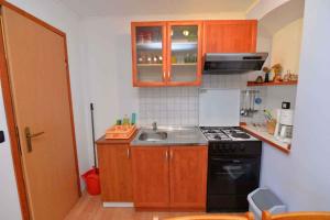 Fotografia z galérie ubytovania Apartment in Veli Losinj 15050 vo Veli Lošinj