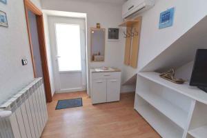 Fotografia z galérie ubytovania Apartment in Veli Losinj 15050 vo Veli Lošinj