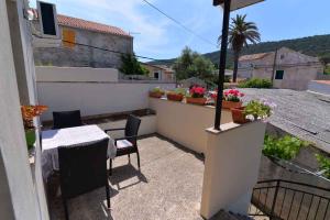 Fotografia z galérie ubytovania Apartment in Veli Losinj 15050 vo Veli Lošinj