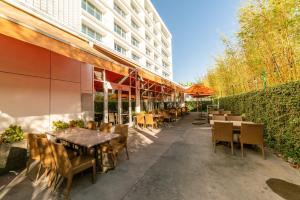 Ресторан / где поесть в Miyako Hybrid Hotel Torrance