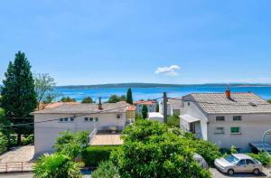 Fotografia z galérie ubytovania Two-Bedroom Apartment in Crikvenica XXXIII v destinácii Sopaljska