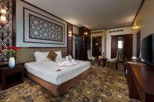 Gallery image of Mithrin Hotel Halong in Ha Long