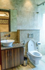 Koupelna v ubytování juSTa Palampur Resort & Convention Centre