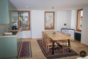 Kuchyň nebo kuchyňský kout v ubytování Ferienwohnungen Haus Alte Bäckerei