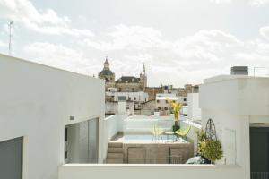 Gallery image of Modern with swimming pool- 1Bd 1Bth- Goyeneta in Seville