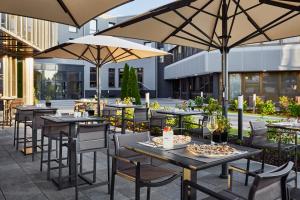 Restaurace v ubytování LÉGÈRE HOTEL Wiesbaden-Taunusstein