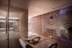 Ett badrum på Hotel Ambasador - Liburnia