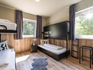Ліжко або ліжка в номері Contiki Haus Schöneck
