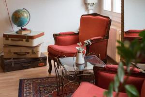Część wypoczynkowa w obiekcie Balmers Hostel