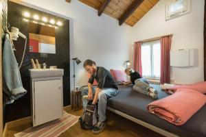Część wypoczynkowa w obiekcie Balmers Hostel