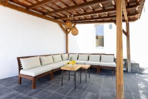 Posezení v ubytování Home2Book Stunning Design House Arafo