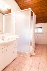 Et badeværelse på Apartment Savudrija (123-6)