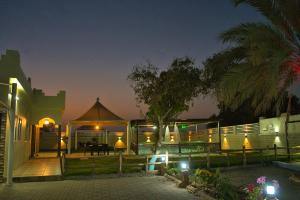 Foto da galeria de Elaf Resort 4 Bed room luxury resort em Al Muladdah