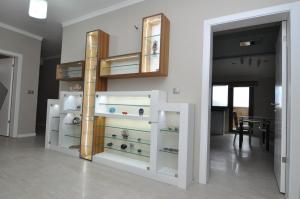 Kuchyň nebo kuchyňský kout v ubytování Dekar Apartments