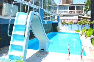 Bazén v ubytování Hotel Diamond nebo v jeho okolí