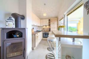Kuchyň nebo kuchyňský kout v ubytování Apartment in Soline - Insel Krk 38395